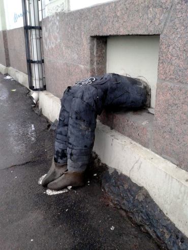 Jalat Viipurin kadulla